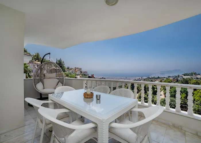 Villa Mit Einzigartigem Ausblick