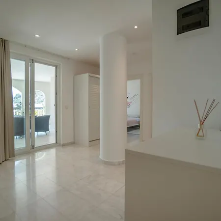 Villa Mit Einzigartigem Ausblick