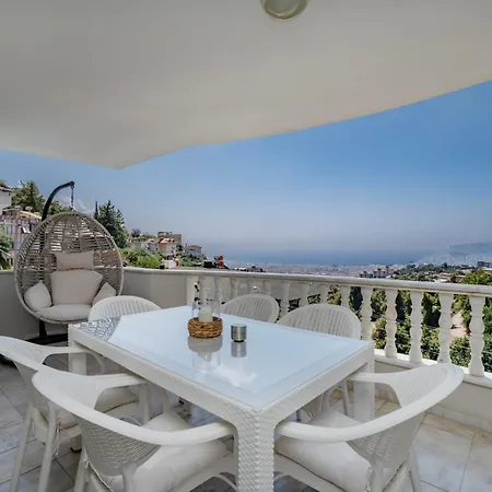 Villa Mit Einzigartigem Ausblick