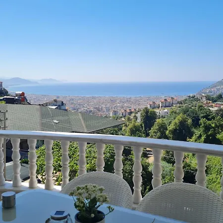 Mit Einzigartigem Ausblick Villa