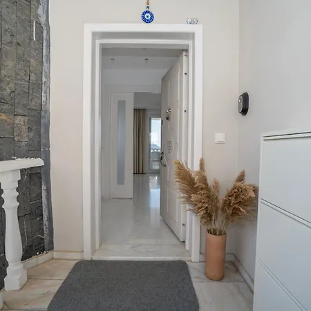 Villa Mit Einzigartigem Ausblick