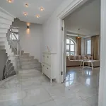 Mit Einzigartigem Ausblick Villa